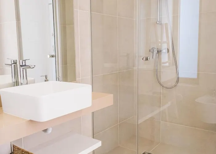 Oasis Mar Pool View Apartment *