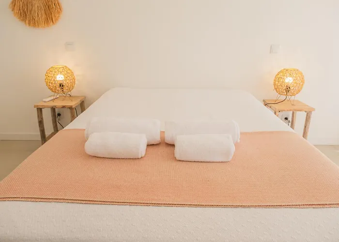 Oasis Mar Pool View Apartment