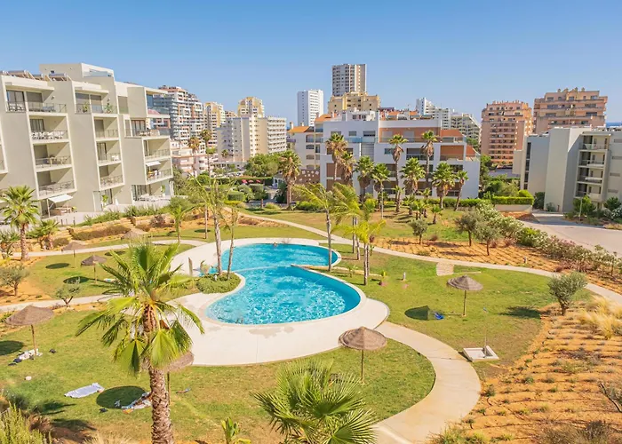 Oasis Mar Pool View Portimao